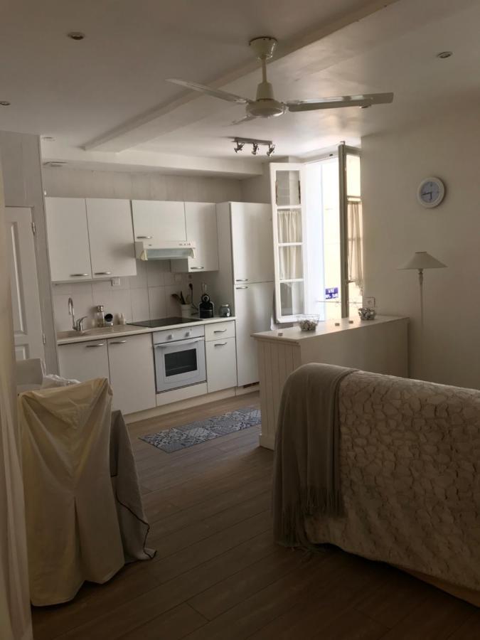 Studio Tt Equipe Parking Coeur Ville 滨海萨纳里 外观 照片